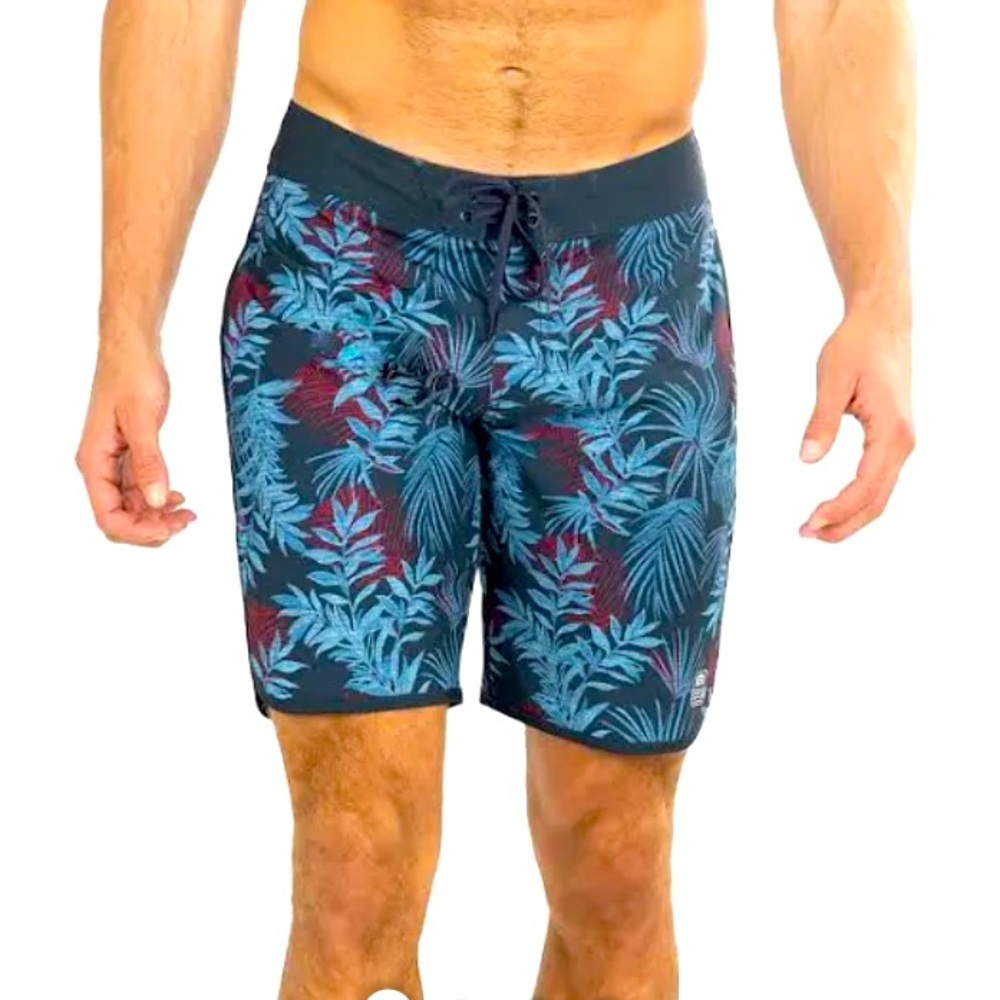 NWOT Travis Mathew blue nights swim shorts size 32